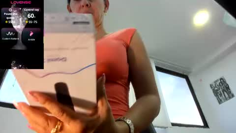 Snapshot of samantha_milfs chatting on 06.24.26 samantha_milfs online show from 06.24.26