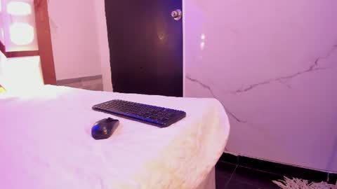 samantha_swettt online show from 07.28.26