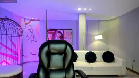 Samantha Klein online show from 11.11.25