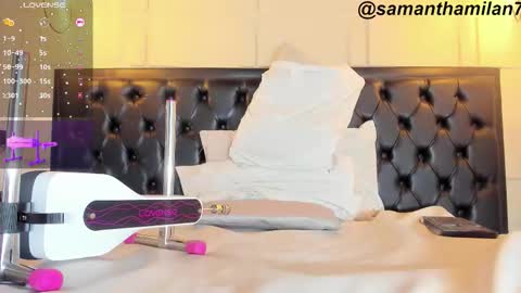 Alejandra  online show from 11.12.25