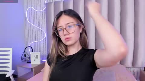 Alejandra  online show from 02.04.26