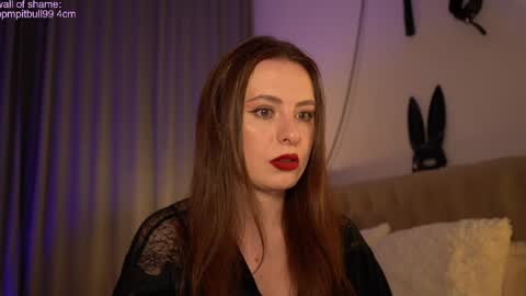 Snapshot of samanthavixen chatting on 02.01.25 Goddess Samantha Vixen online show from 02.01.25