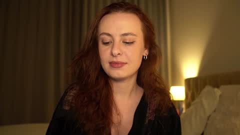 Snapshot of samanthavixen chatting on 03.01.25 Goddess Samantha Vixen online show from 03.01.25