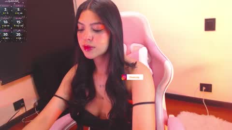 Snapshot of samara_lam chatting on 12.08.24 Sammy  online show from 12.08.24