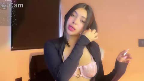 Snapshot of samara_lam chatting on 01.30.25 Sammy  online show from 01.30.25