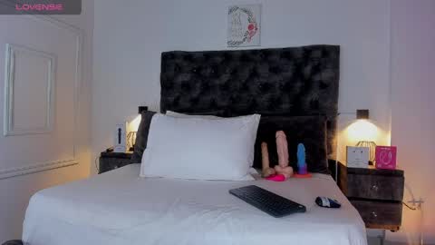 Snapshot of samara_warren77 chatting on 04.20.26 Samara Warren online show from 04.20.26