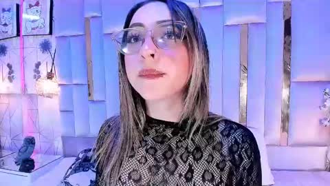 Snapshot of samarajhonson_ chatting on 05.19.26 Samara jhonson online show from 05.19.26