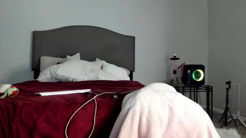 Yaya online show from 09.11.25