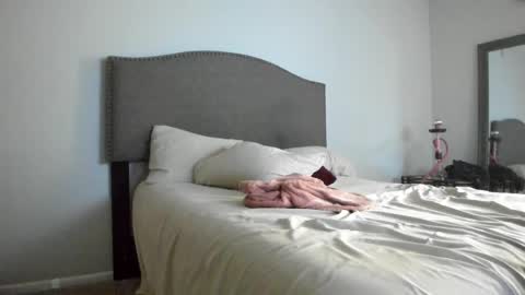 Yaya online show from 10.09.25