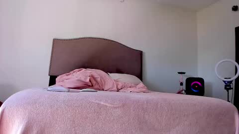 Yaya online show from 11.03.25