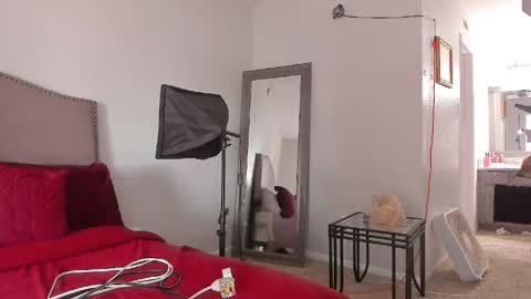 Yaya online show from 04.14.26