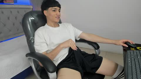 Snapshot of samblack_ chatting on 06.01.26 Sam online show from 06.01.26