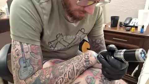 Snapshot of samboiamtho chatting on 02.13.25 samboiamtho online show from 02.13.25