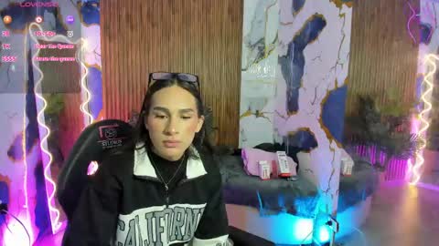 Snapshot of samcielo_tay chatting on 05.28.26 sam online show from 05.28.26