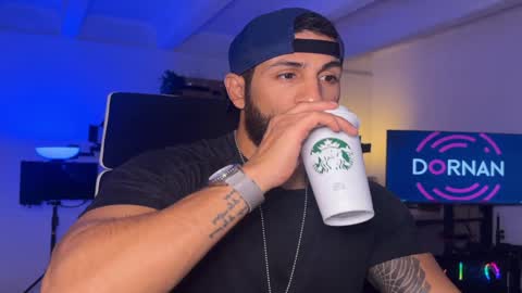 Snapshot of samdornan chatting on 12.02.24 Sam Dornan online show from 12.02.24