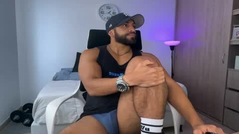 Snapshot of samdornan chatting on 01.27.25 Sam Dornan online show from 01.27.25