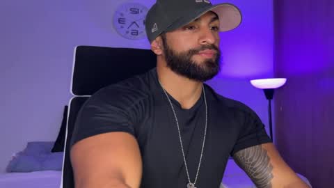 Snapshot of samdornan chatting on 01.29.25 Sam Dornan online show from 01.29.25