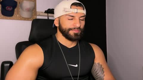 Snapshot of samdornan chatting on 02.19.26 Sam Dornan online show from 02.19.26