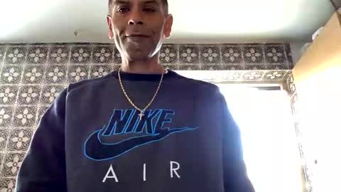 Snapshot of samegee chatting on 09.15.25 samegee online show from 09.15.25