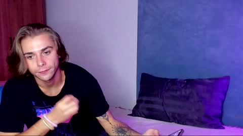 Snapshot of samgorgeous chatting on 12.30.24 Fansly - Top4fans online show from 12.30.24