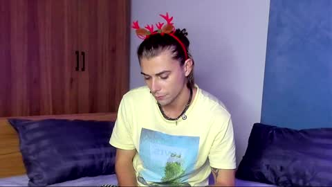 Snapshot of samgorgeous chatting on 01.04.25 Fansly - Top4fans online show from 01.04.25