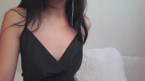 Snapshot of samiraqfresh chatting on 01.02.25 SamiraQFresh online show from 01.02.25