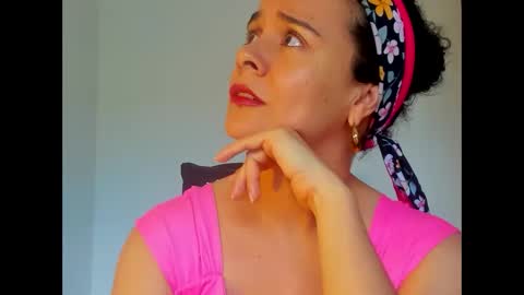 Snapshot of samm_hoti chatting on 09.21.25 sam online show from 09.21.25