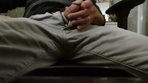 Snapshot of sammalamadingdong chatting on 12.16.25 sammalamadingdong online show from 12.16.25