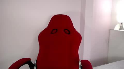 Snapshot of sammanta_18 chatting on 01.05.25 Samantha online show from 01.05.25