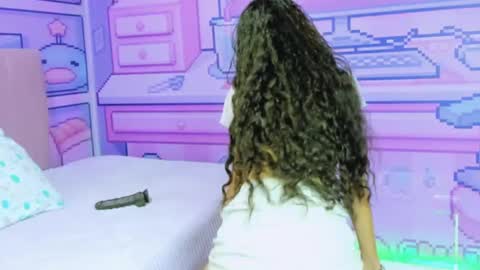 Snapshot of sammanta_18 chatting on 01.19.25 Samantha online show from 01.19.25