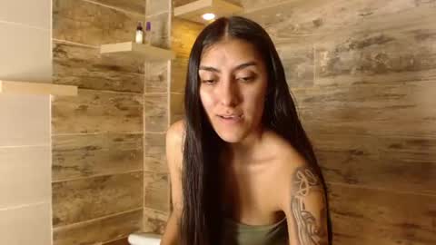 Snapshot of sammy_rodriguez_ chatting on 08.06.26 S A M M Y online show from 08.06.26