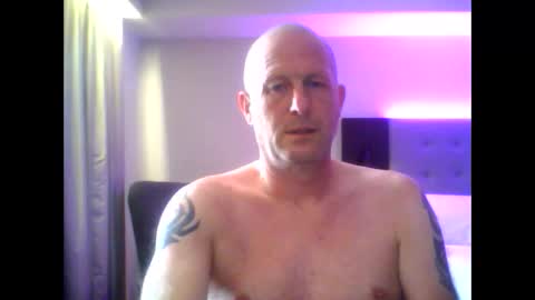Snapshot of sammyb1821 chatting on 05.11.26 sammyb1821 online show from 05.11.26