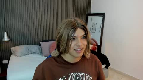 Snapshot of sammybrunette1 chatting on 05.04.26 Axel online show from 05.04.26