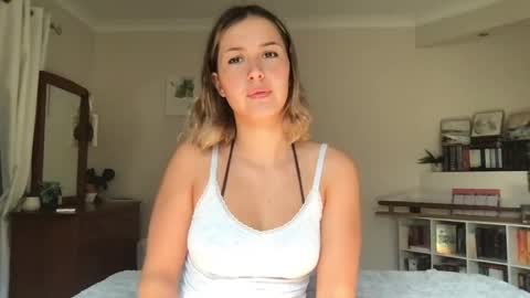 Snapshot of sammyygirlxx chatting on 04.14.26 Sammy online show from 04.14.26