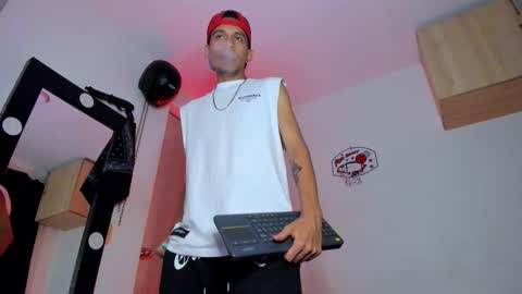   online show from 01.08.26