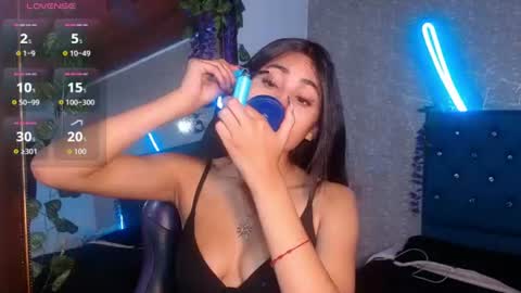 Laura mejia online show from 07.22.26