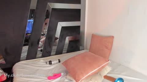 Snapshot of samy_ross_ chatting on 12.06.24 Find me at when im offline here. online show from 12.06.24