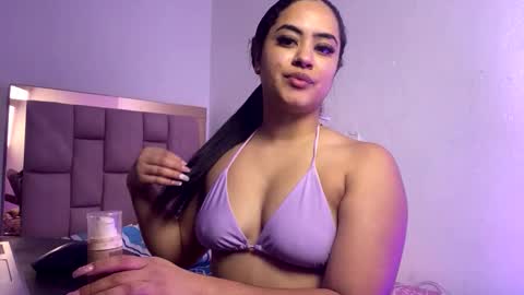 Snapshot of samyrosss6 chatting on 12.17.25 Samy online show from 12.17.25