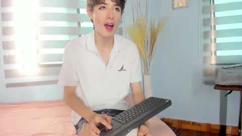    online show from 02.11.25