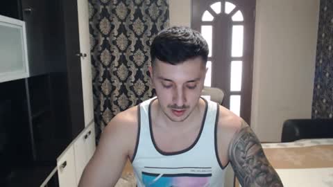 Snapshot of sanchezerik4 chatting on 02.14.25 Sanchez Erik online show from 02.14.25