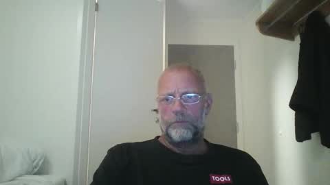 sandnesrune523 online show from 09.25.25