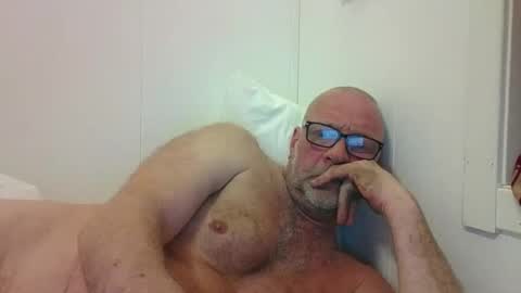 Snapshot of sandnesrune523 chatting on 02.13.26 sandnesrune523 online show from 02.13.26