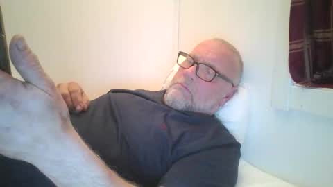 Snapshot of sandnesrune523 chatting on 02.17.26 sandnesrune523 online show from 02.17.26