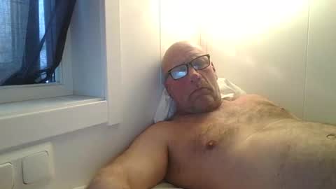 Snapshot of sandnesrune523 chatting on 03.11.26 sandnesrune523 online show from 03.11.26