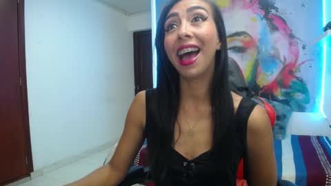 Snapshot of sandra_petite19 chatting on 05.11.26 sandra online show from 05.11.26