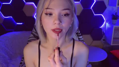 Sandy  online show from 01.17.25