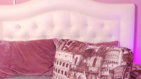 Sandra online show from 12.17.25