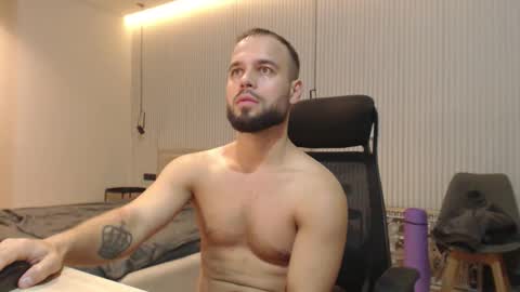 DeAlex online show from 11.24.25