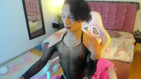 Snapshot of sang_woo_lee_ chatting on 02.17.26 Sang online show from 02.17.26