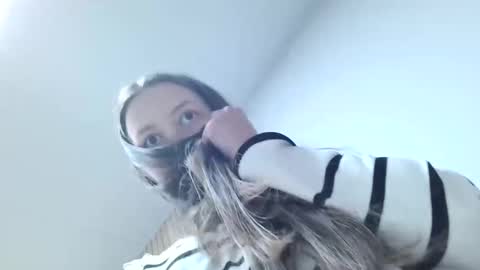 sanita_xi online show from 02.03.26